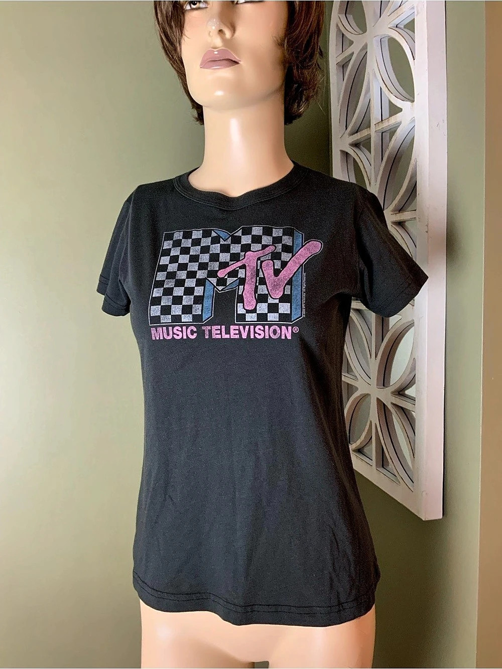 Junk Food MTV Music Television Graphic Checkered Short Sleeve Tee in Black small